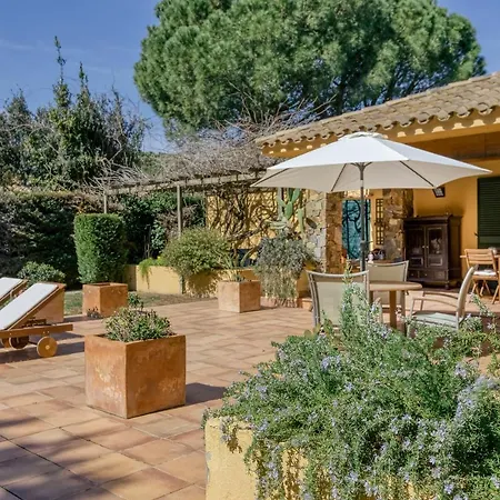Villa Maria